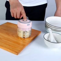 Mini Electric Garlic Chopper 8.45OZ Cordless Garlic Mincer Food Chopper Rechargeable Food Blender Chili Nut Onion Pepper Meat Ginger Food